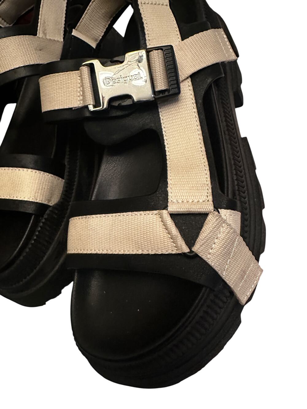 Desigual Chunky Platform Sandals Beige and Black Strappy Buckle Women’s 9
